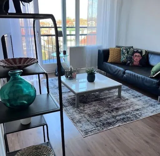 Appartement- Short Term Apartment *